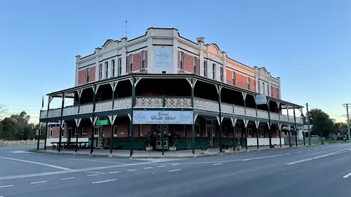 Neath Hotel