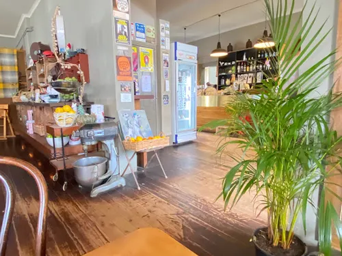 The Albion Cafe
