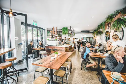 CAV & CO. Cafe