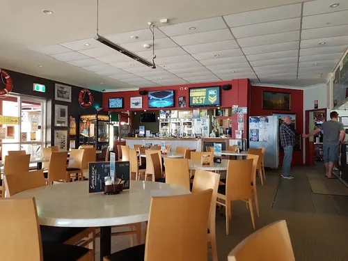 Shaws Bay Hotel