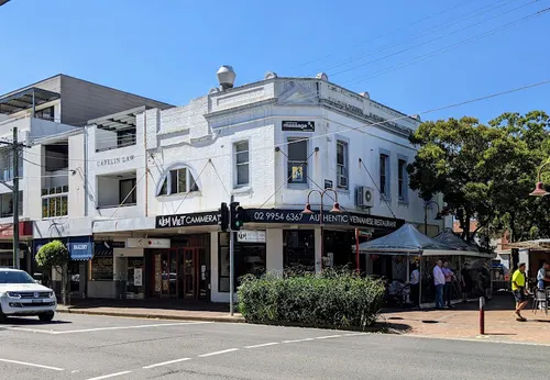Nem Viet Cammeray