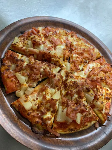 Alberto's Pizzeria