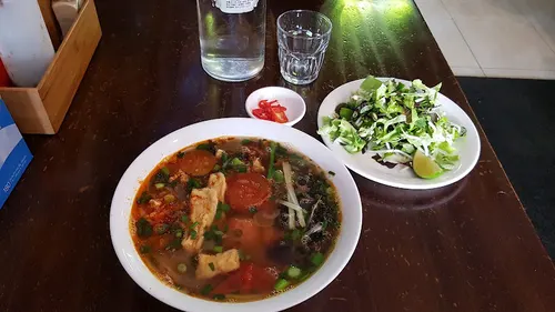 Thuy Huong Marrickville
