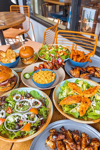 B2b's Grilled Portuguese Chicken & Cafe