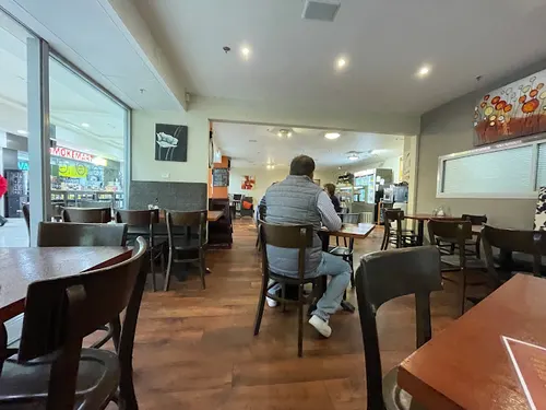 Lavish Coffee & Cuisine