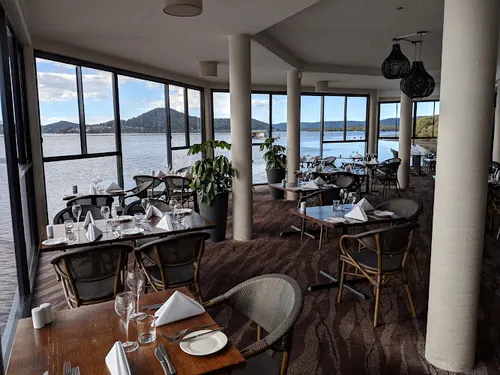 Boathouse Bar + Dining