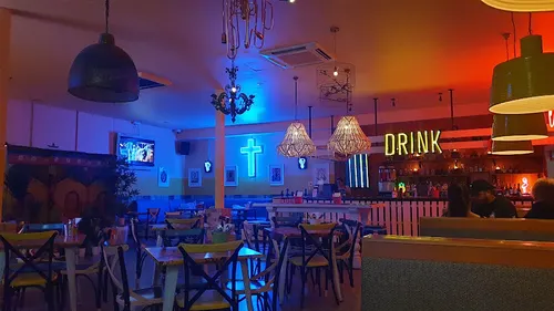 El Topo Cantina