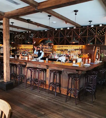 Pino's Vino e Cucina
