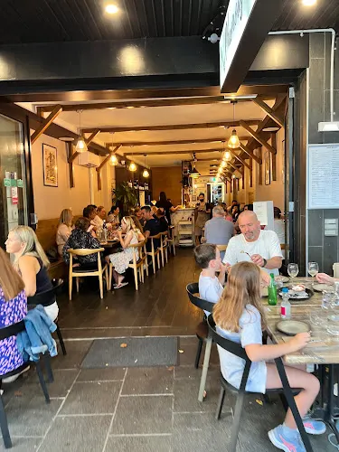 Phamous Kitchen Balmain