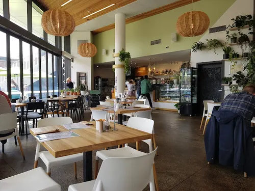 Groundstone Cafe
