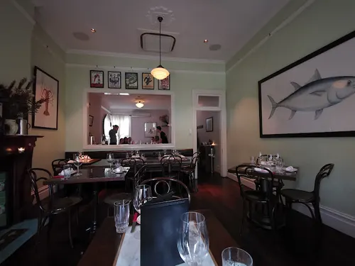 Continental Deli Bar Bistro