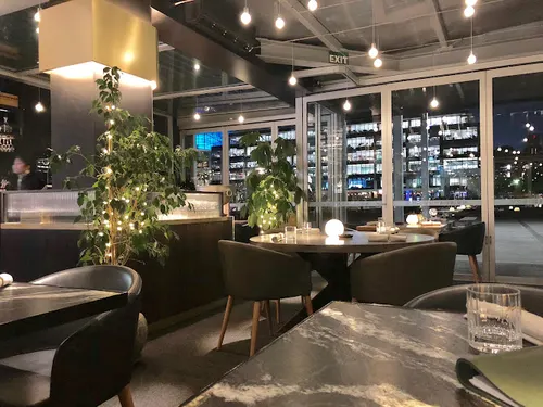 LuMi Dining