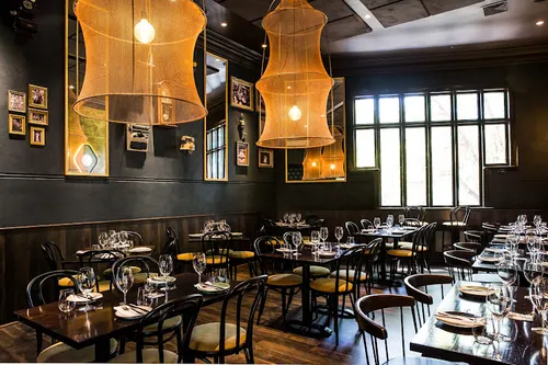 Foreign Return Restaurant & Bar
