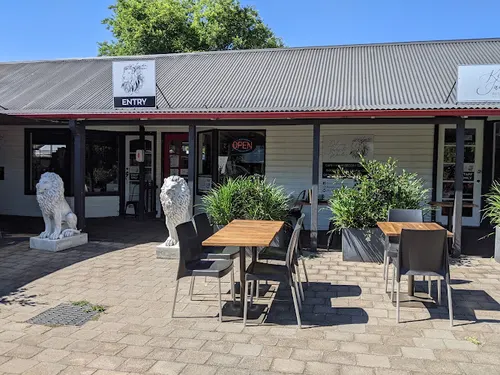 Kings Junction Bungendore