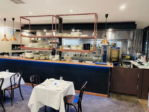 La Paris Brasserie