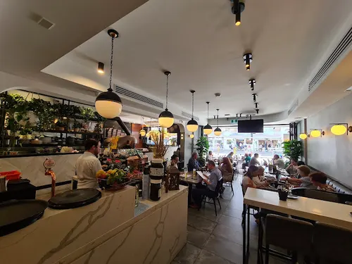 La Piazza Wood-fired Pizzeria and Restaurant