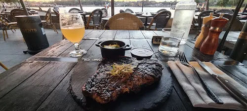 Elements Bar and Grill Pyrmont