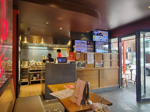 P'Nut Street Noodles