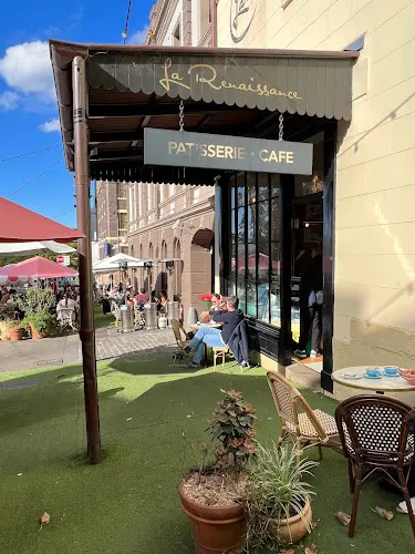 La Renaissance Patisserie and Cafe